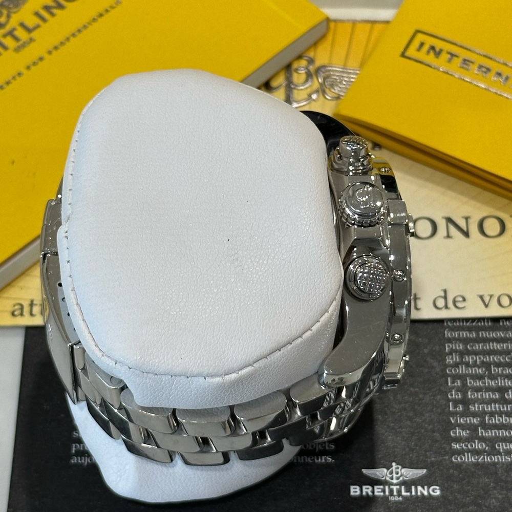 Breitling Super Avenger Diamond Watch - Picture 8 of 14